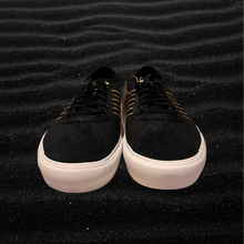 Load image into Gallery viewer, LAFC x Delpala &quot; Black and Gold&quot;
